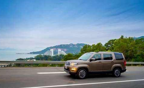 《长安欧尚X70A新年礼“鼠”周到，超值钜惠驾享精品SUV》