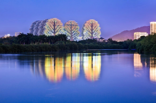 美丽之冠给你不一样的三亚之旅