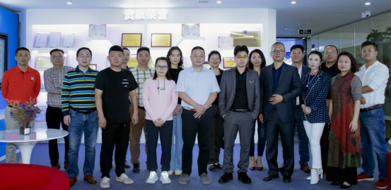 戮默科技聚焦时代发展 与北大汇丰校友企业家共话5G