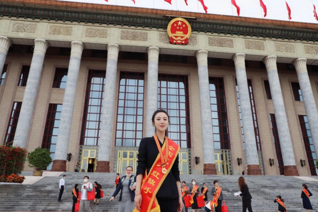 主播战“疫”大可为，薇娅被授予全国三八红旗手称号