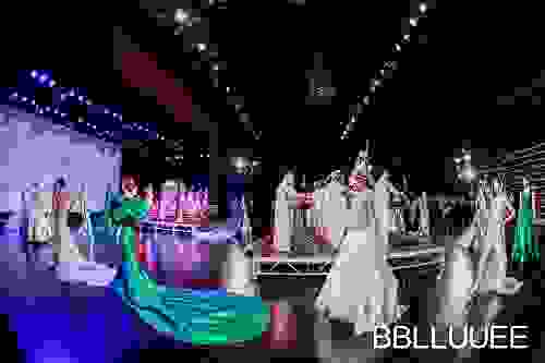 以粉蓝时尚：艺术之姿，呈时尚之美 ——BBLLUUEE艺术跨界秀震撼上演