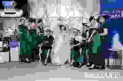 2-201022143300358.jpeg