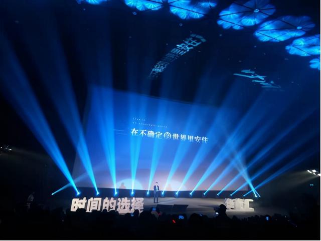对创业者永怀敬畏之心：郑义林商业励志散文三部曲再添力作
