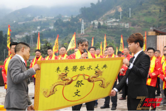 云图片