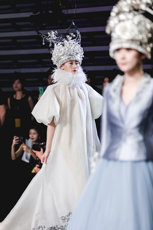 2-201102113T1C1.png