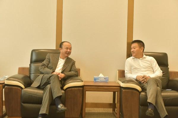平潭海洋CEO率队考察国联水产智能化加工技术