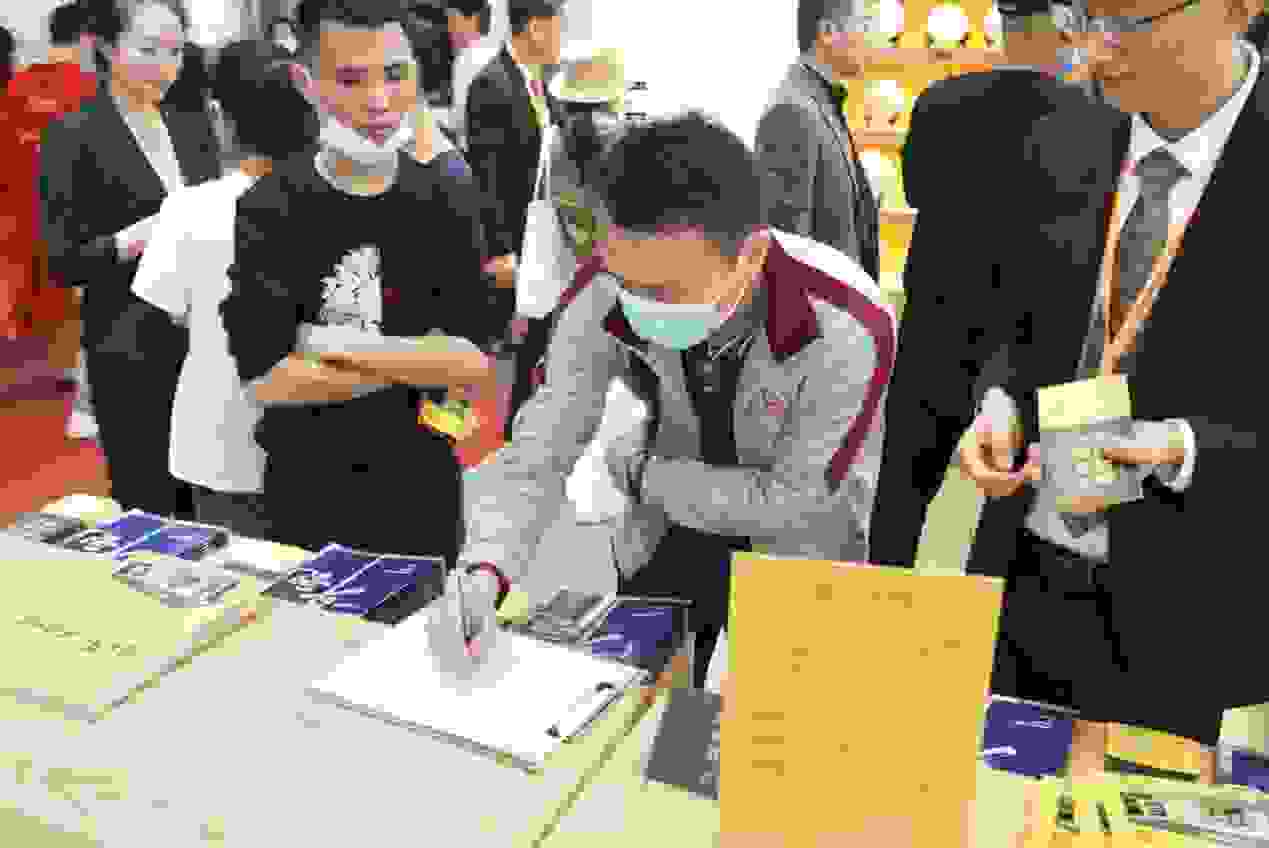 如图片无法显示，请刷新页面