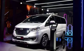 搭载1.8L动力MPV，瑞风M3 plus实力更出众