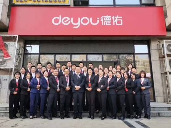 一天成交20套新房 VR带看背后这家德佑门店有何过人之处？