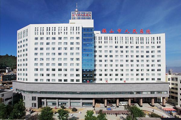 同益空气能用户回访：保障医院舒适热水，节能环保