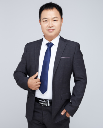 访凤锦桥酒业有限公司董事长余国彬