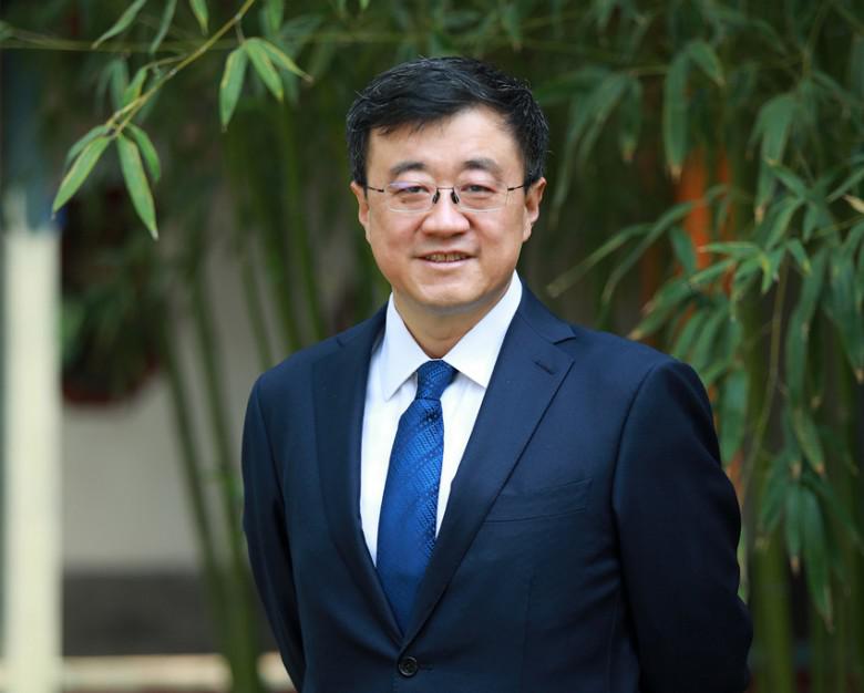 杨斌 照片的副本_副本.jpg