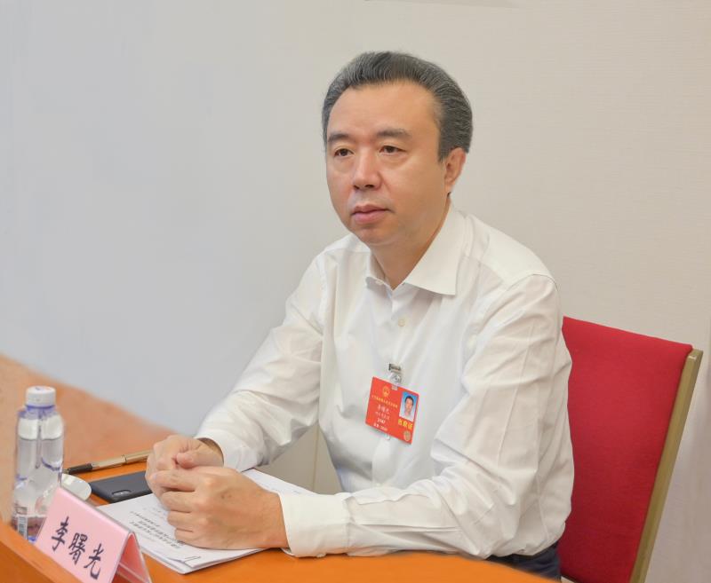 全国人大代表李曙光：坚持加快发展、高质量发展不动摇，为“六稳”“六保”和全面夺取双胜利多做贡献