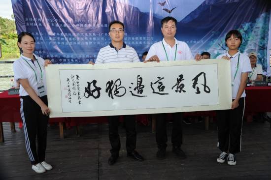 云图片