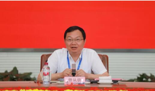 建设好"四个标杆"，五粮液要在更高层次追求行业领先？