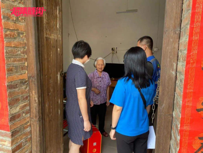 爱心扶贫 情满株洲