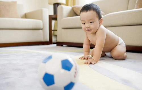 世界母乳喂养周，澳优能立多向母乳致敬