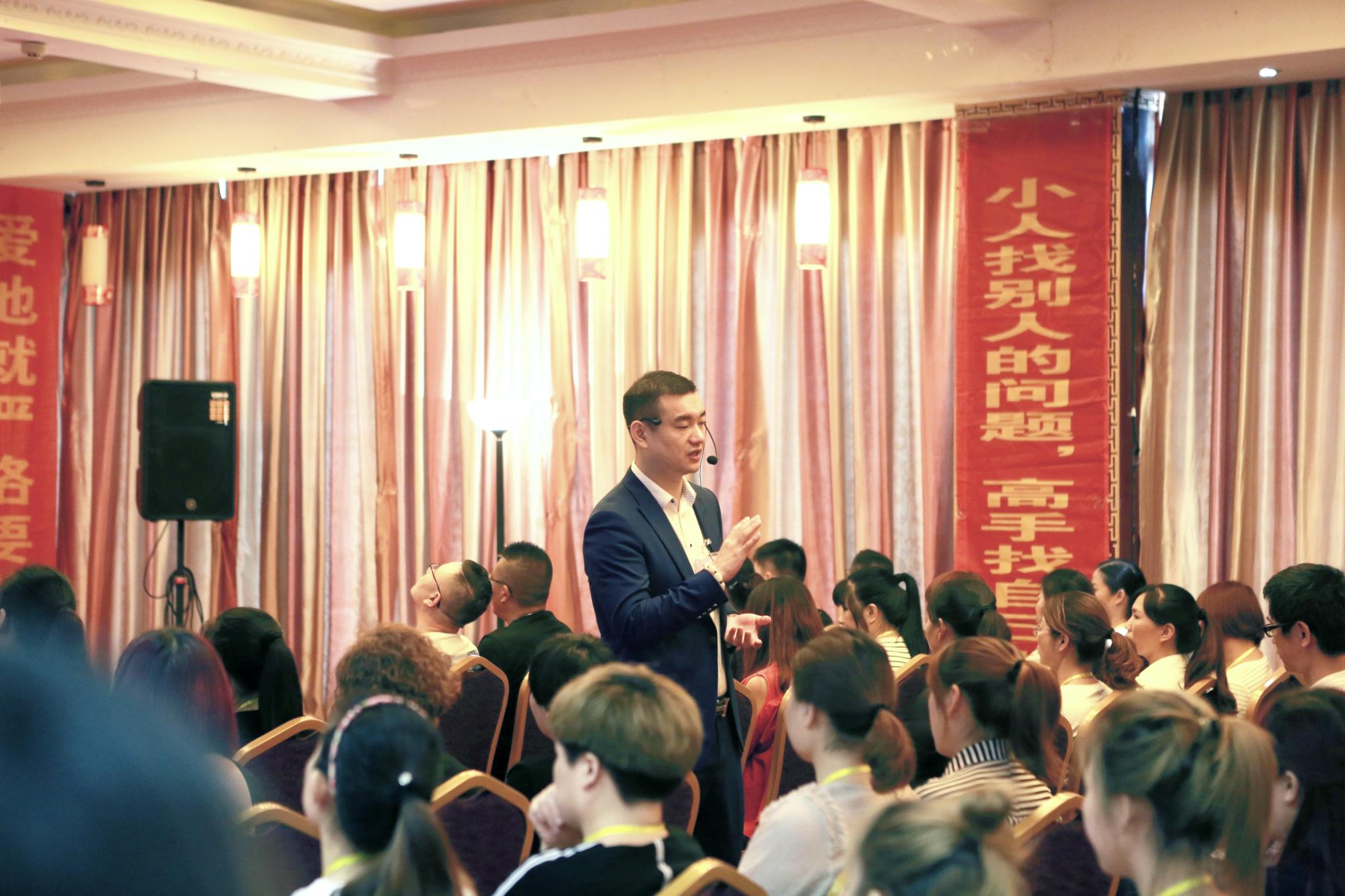 郭丰导师：“增长落地培训第一人”为企业增长，余生不悔