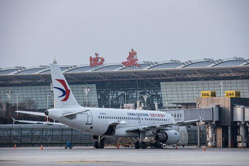 东航新上线 “西域随心飞”和“湾区随心飞”，覆盖周一至周五全时段