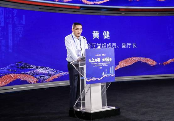 赖茅积极践行企业社会责任，携手奥运冠军共同构建少儿羽毛球公益平台