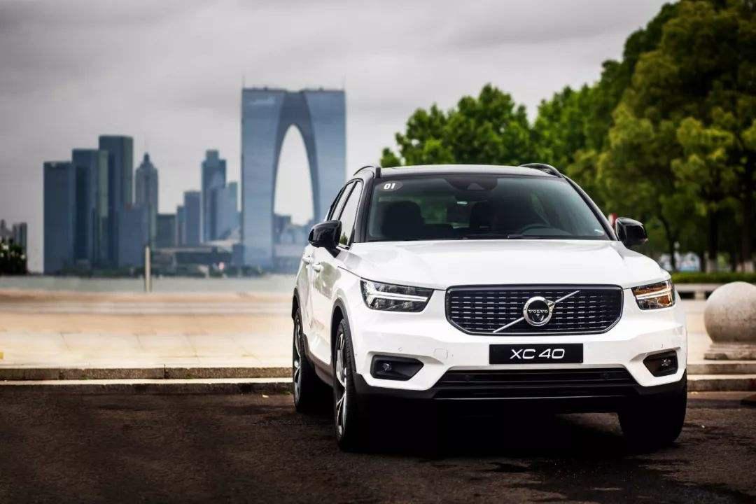 沃尔沃XC40实力超越奥迪Q3，安全性更是同级一流