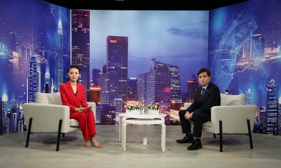 “明彩智能照明”创始人刘四清做客《崛起中国》