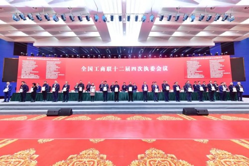 华氏医药戴信敏：行业风口吹来好药和创新药