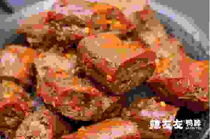 现卤美味辣友友鸭脖，席卷休闲食品市场