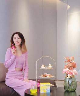 广贯堂零点小粉瓶，为逆龄、焕颜、健康保驾护航