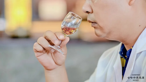 饮尽时间岁月，古岭神浸泡酒用时间打造故事，与你打开人生新篇章(图6)