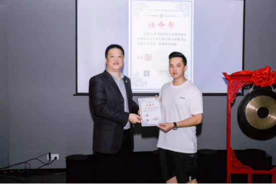 云图片