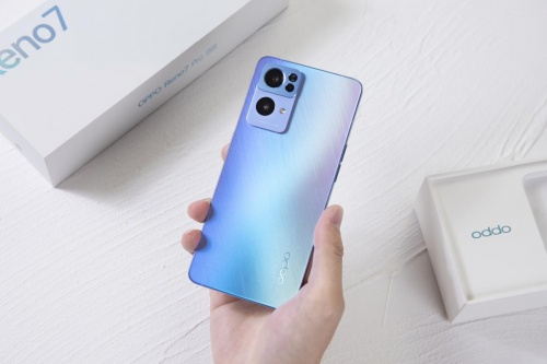 OPPO Reno7好不好？颜值摄像全面升级