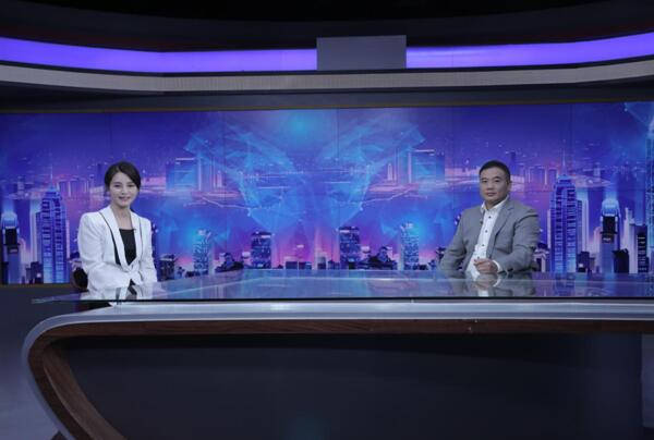 “东莞捷佳塑胶”总经理李彬做客《崛起中国》栏目