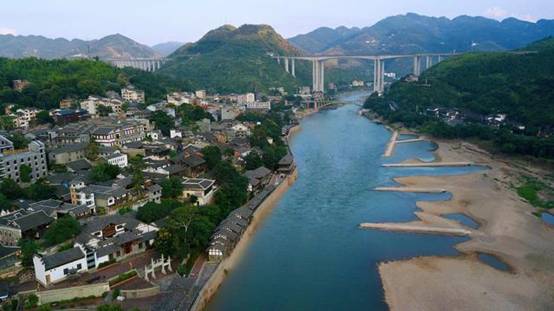 岁月如金 安酒依旧——贵州安酒隆重举行建厂70周年庆典