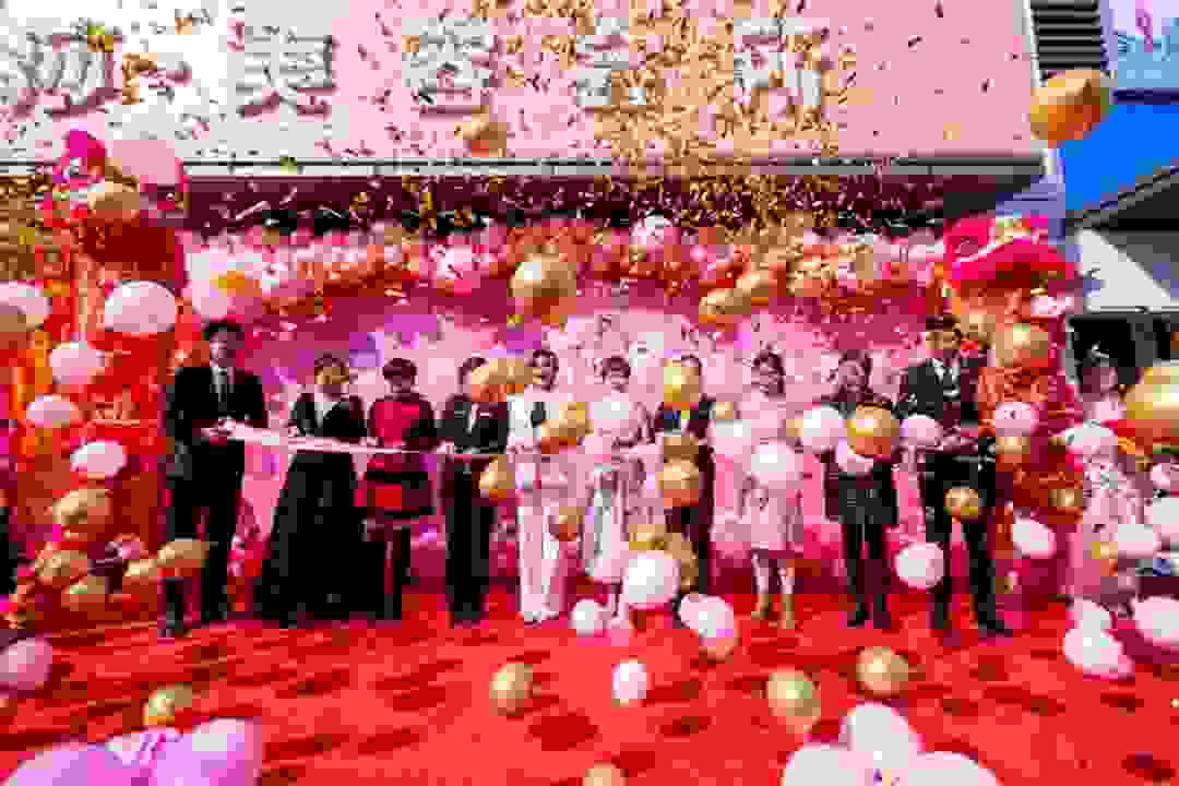 因美而生，为美而来--莎蔓莉莎开业季