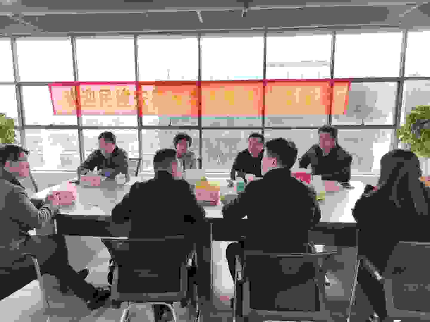 民建安徽省委副主委李霞一行莅临安徽盒子健康调研指导