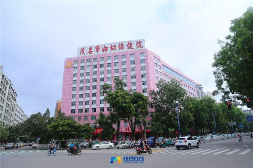 慧扬健康助力茂名市妇幼保健院打造智慧妇幼医院顺利通过三甲评审