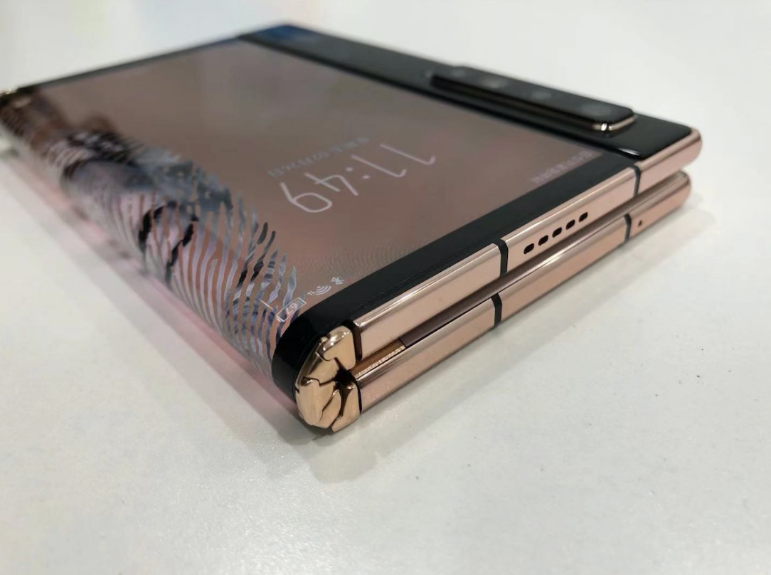 科技中的战斗机---柔宇科技FlexPai 2