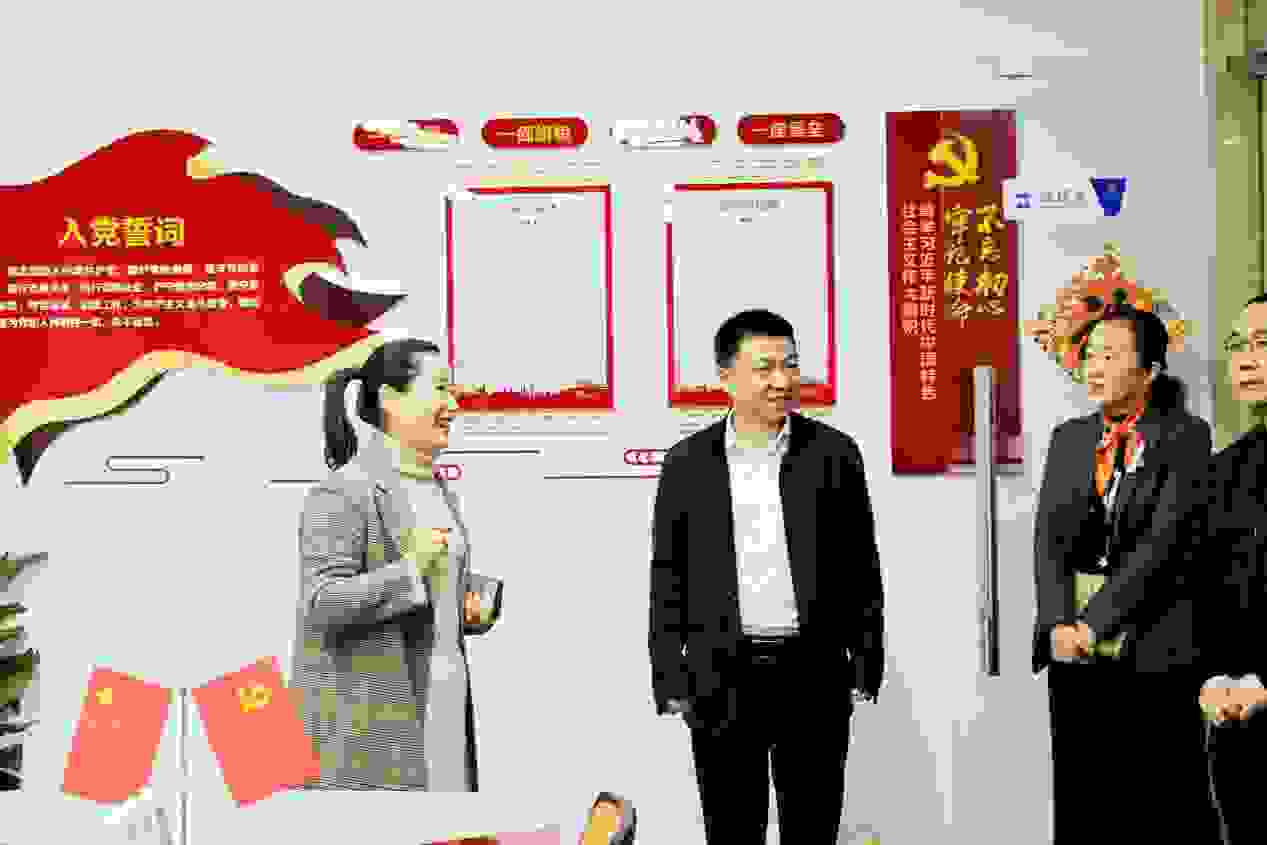 厦门市同安区区委常委、常务副区长李祖光到访火炬孵化