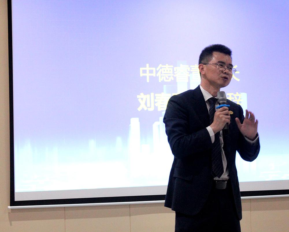 刘总替换.jpg