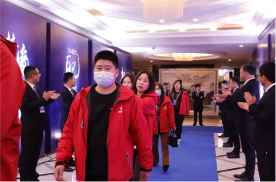 云图片
