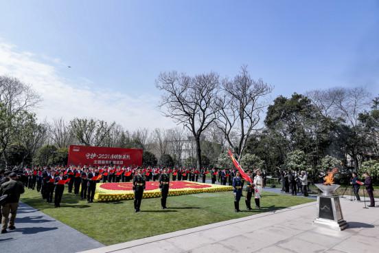 上海首次!龙华烈士陵园联合75家烈士纪念设施一起祭扫革命先烈
