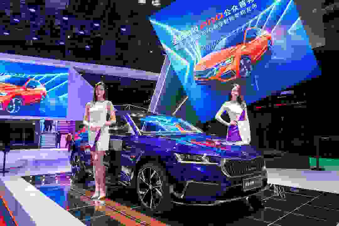 上海车展：本田思域2021新款自认不如！最靓还数斯柯达明锐Pro！