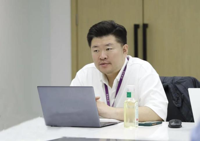 苏州高铁新城领导莅临普华集团参观交流 深度探讨未来合作