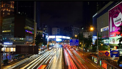 又一个不知道去哪的夜晚？来武汉，看凯普特星云“霸气”出道！