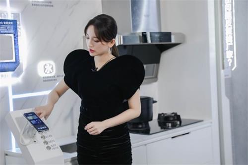 金莎小姐姐来A.O.史密斯啦！与你分享精致生活