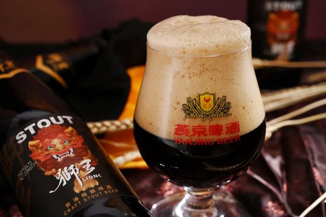 燕京啤酒携手“狮王世涛”为消费者提供多元化产品