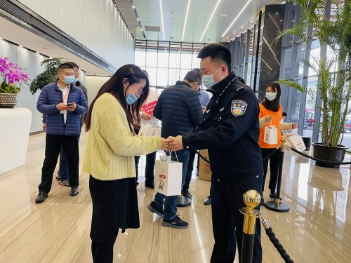 平安普惠上海分公司开展“维C行动”，践行有温度的消费者保护行动