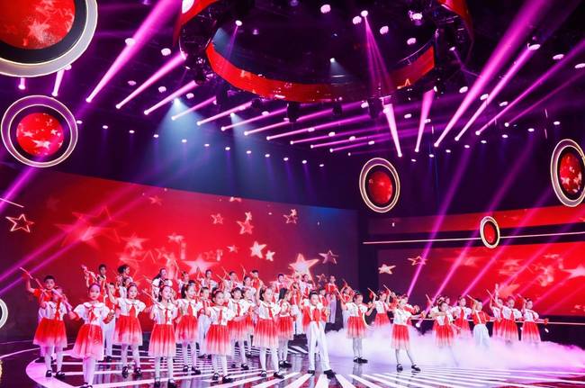 大型快板《我们是共产主义接班人》亮相羊城，广州新时代少年快板先锋队成立