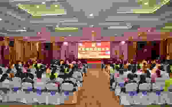 南阳画院与龙归池集团携手立足时代，共创未来